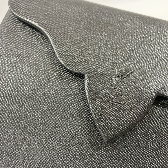 Yves Saint Laurent Logo Plate Side Pocket Beige - Picture 7 of 16